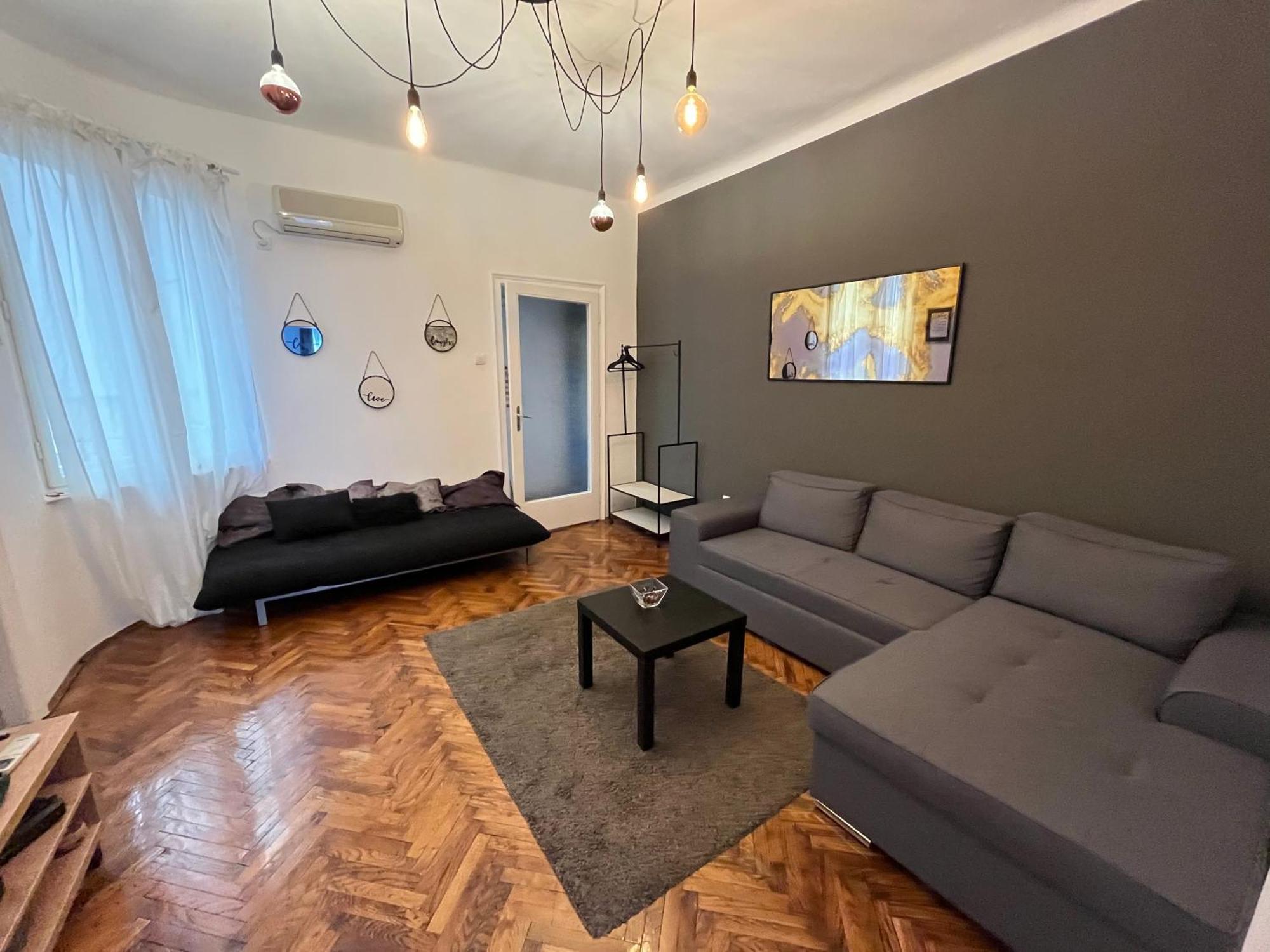 Two Bedroom Apartment Near Slavija Square Belgrade Exterior photo